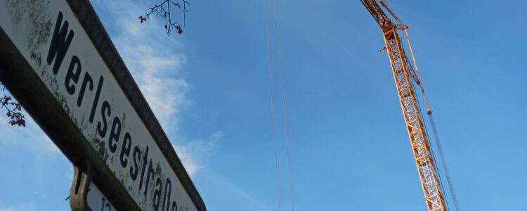 Neubau eines Mehrfamilienhauses mit 17 Wohneinheiten und Gemeinschaftsflächen